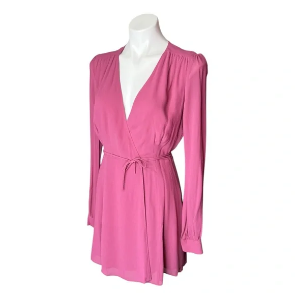 Aritzia Alexis Sunday Best Alexis Dress NEW Aritzia Sunday Best ALEXI Black Wrap Mini Dress Long Sleeve Size Large  NWT